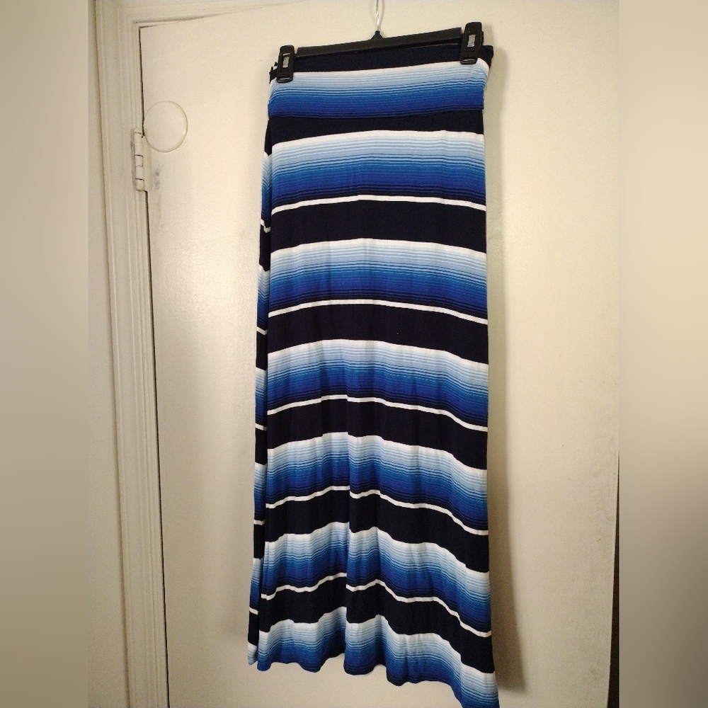 Merona long maxi skirt blue stripes